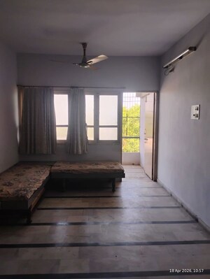 Living Room in 2 BHK Apartment at Mahavir Nagar – for Rent