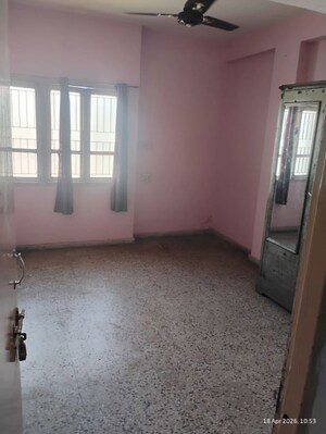 Room in 2 BHK Apartment at Mahavir Nagar – for Rent