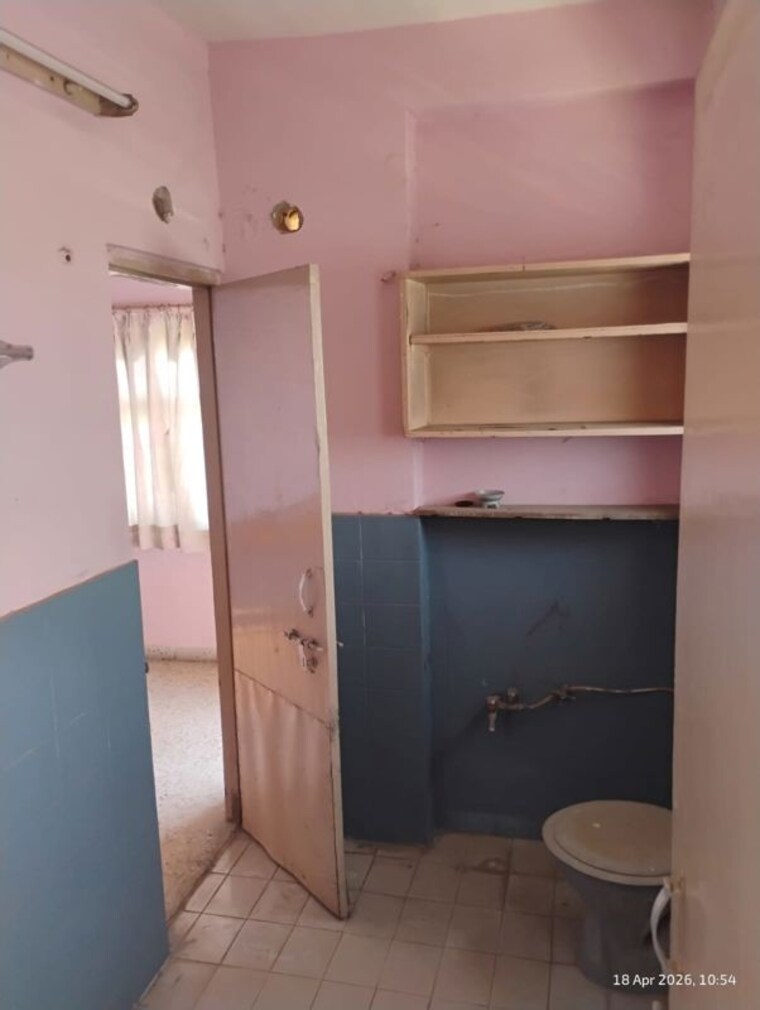 Bathroom, mahavir nagar 2 Bedroom 1200 Sq.Ft. Apartment In Mahavir Nagar Ahmedabad 10341745