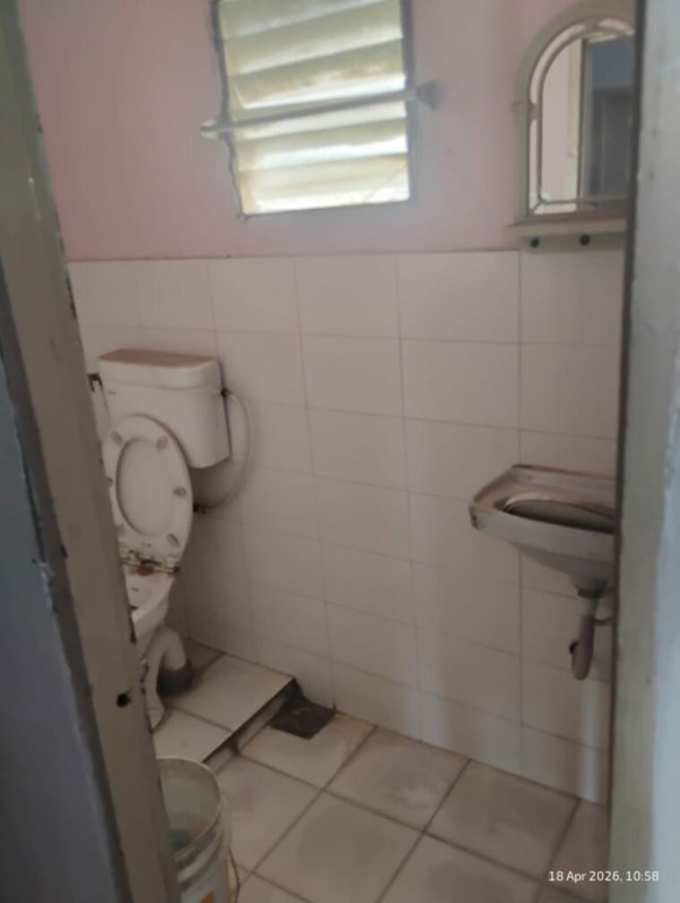 Bathroom, mahavir nagar 2 Bedroom 1200 Sq.Ft. Apartment In Mahavir Nagar Ahmedabad 10341745