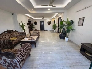 1 BHK Builder Floor For Rent in Sector 45