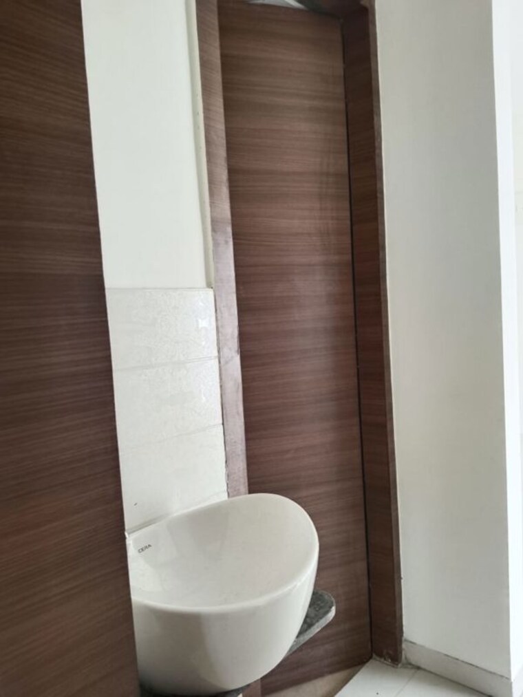 Bathroom, saheel-itrend-life-3 2 Bedroom 700 Sq.Ft. Apartment In Wakad Pune 10341763