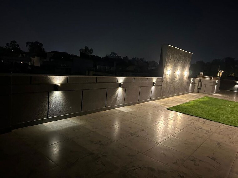 Swimming Pool, greater kailash i 3 Bedroom 208 Sq.Ft. Builder Floor In Greater Kailash I Delhi 10341762