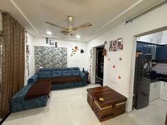 2 BHK Apartment For Rent in GK Aarcon