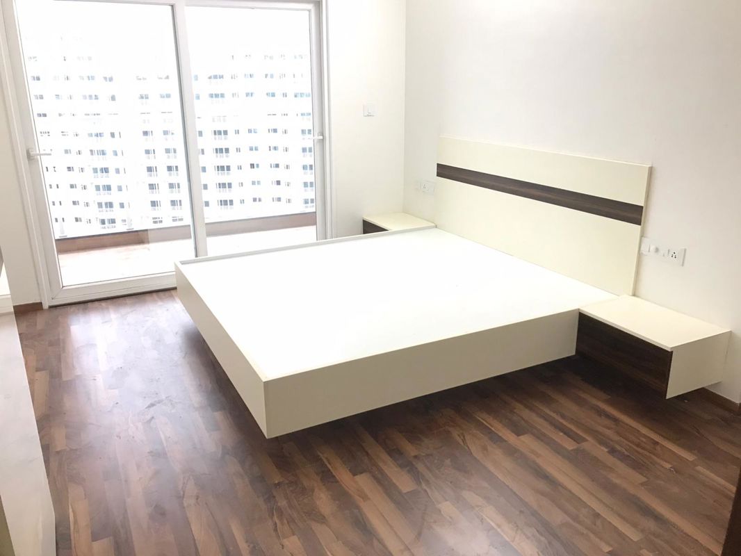 4 BHK 2200 Sq.Ft. Apartment in LnT Raintree Boulevard