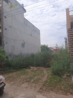 Plot For Sale in Swaran Jayanti Puram