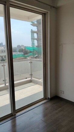 3 BHK + Extra Room Apartment For Sale in M3M Merlin