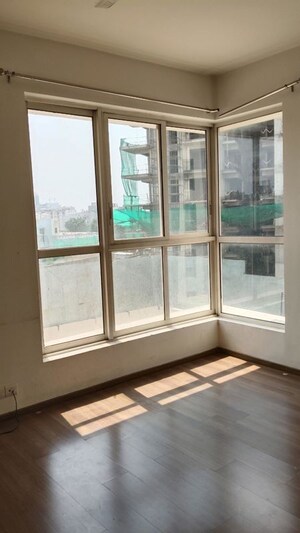 Room in 3 BHK Apartment at M3M Merlin, Sector 67 – for Sale