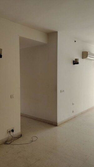 Room in 3 BHK Apartment at M3M Merlin, Sector 67 – for Sale
