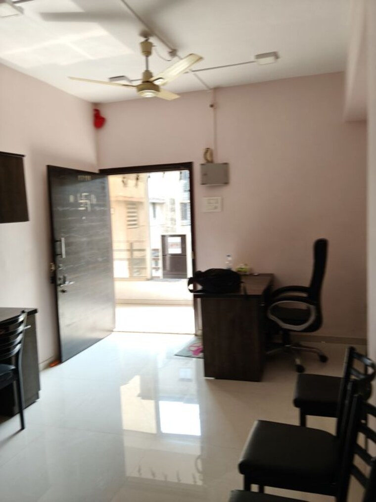 Team Area, ghantali Commercial Shop 300 Sq.Ft. In Ghantali Thane 10341824