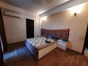 Bedroom in 1 BHK Builder Floor at Dlf Cyber City – for Rent