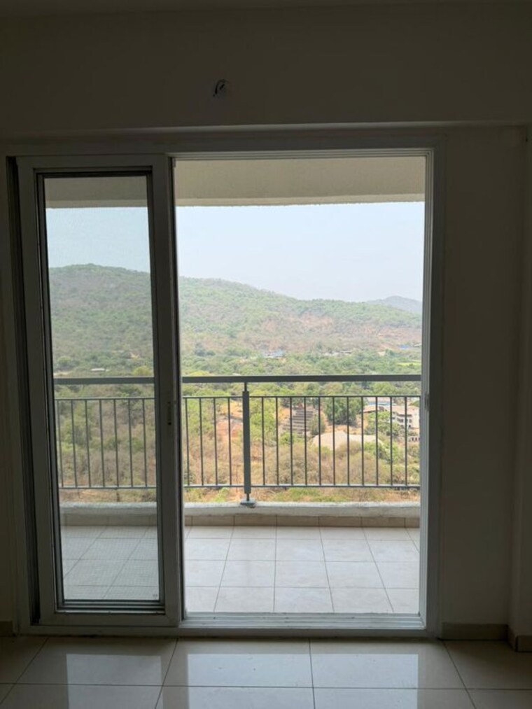 Room, godrej-emerald-vista 2 Bedroom 800 Sq.Ft. Apartment In Ghodbunder Road Thane 10341876