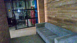  Shop at Andheri East – for Sale