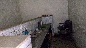 Kitchen in  Shop at Andheri East – for Sale