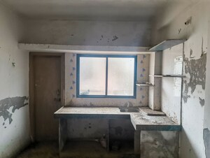  Apartment For Sale in Sayan