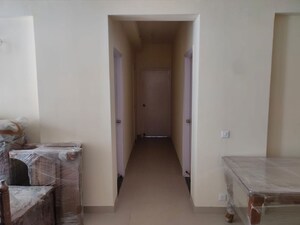 Room in 3.5 BHK Apartment at Jaypee Kensington Park Apartments, Sector 133 – for Sale