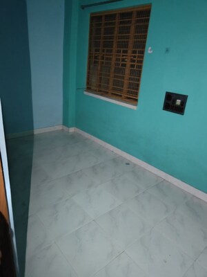 Room in  Apartment at Tollygunge – for Sale