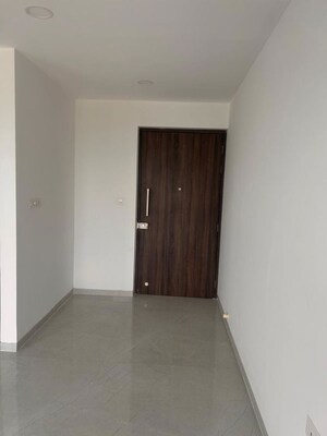 Room in 3 BHK Apartment at Goel Ganga Serio, Kharadi – for Rent