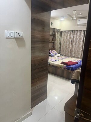 Bedroom in 3 BHK Apartment at Vaibhavlaxmi Stella Sapphire, Chembur – for Rent