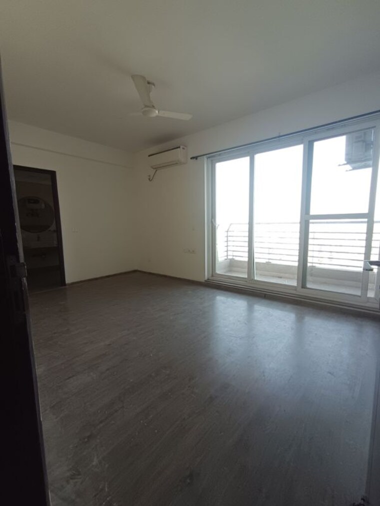 Room, aba-cleo-county 3 Bedroom 1620 Sq.Ft. Apartment In Sector 121 Noida 10341970