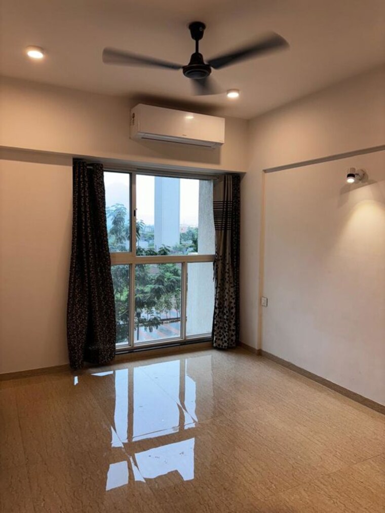 Room, lodha-belmondo Studio 520 Sq.Ft. Apartment In Gahunje Pune 10342006