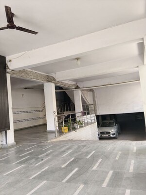 Room in  Apartment at Kavi Nagar – for Sale