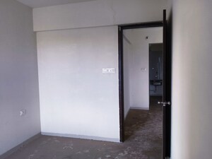 Room in  Apartment at Kalajewadi – for Sale