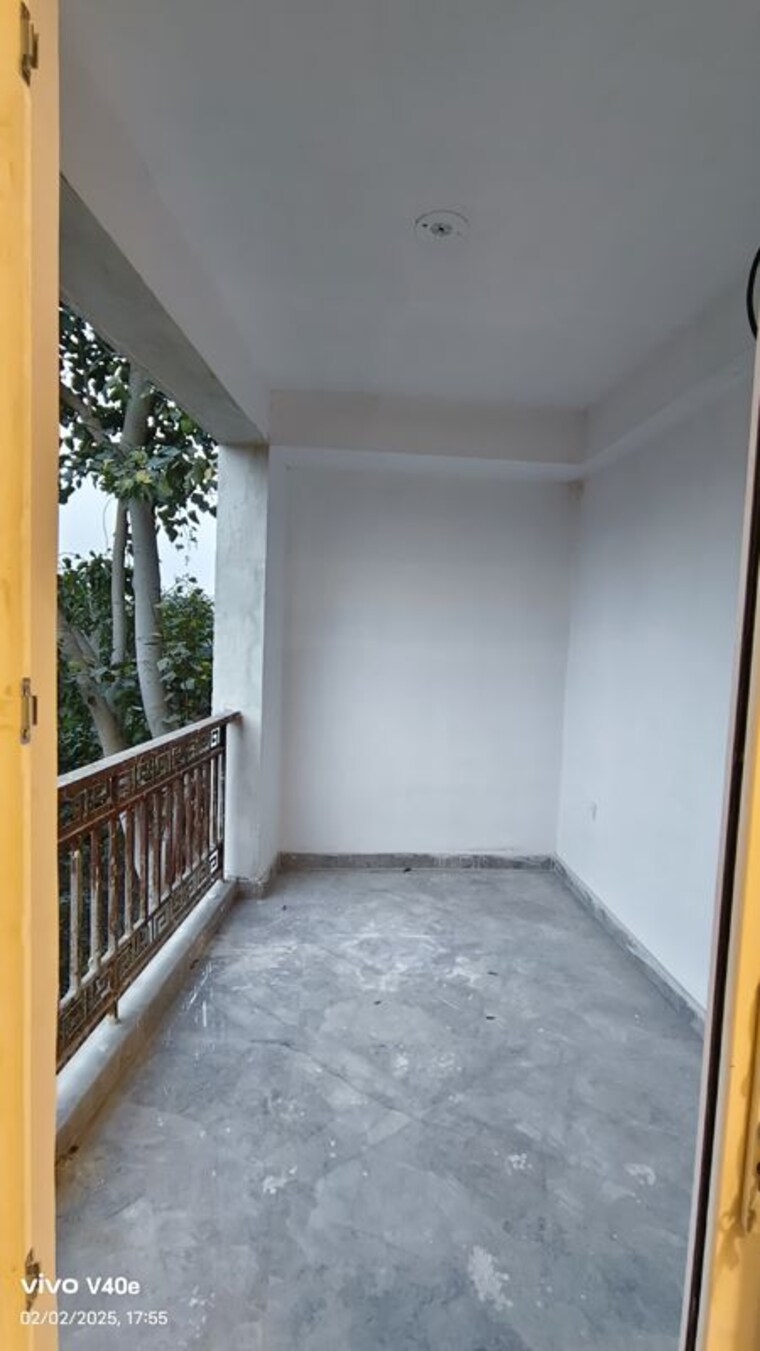 Room, vasant kunj 3 Bedroom 1450 Sq.Ft. Builder Floor In Vasant Kunj Delhi 9950114