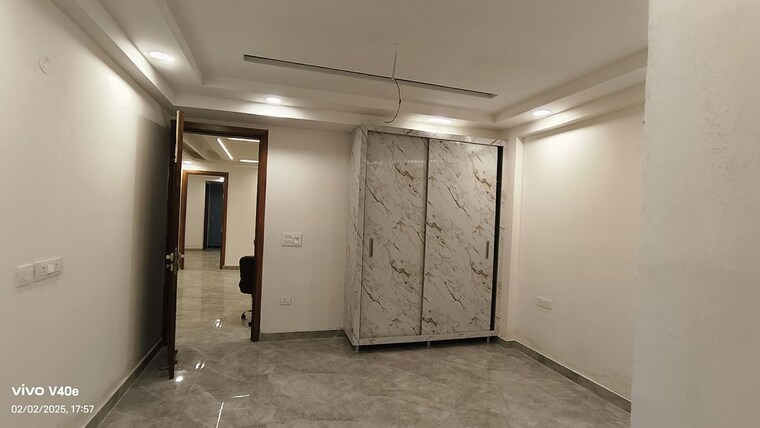 Room, vasant kunj 3 Bedroom 1450 Sq.Ft. Builder Floor In Vasant Kunj Delhi 9950114