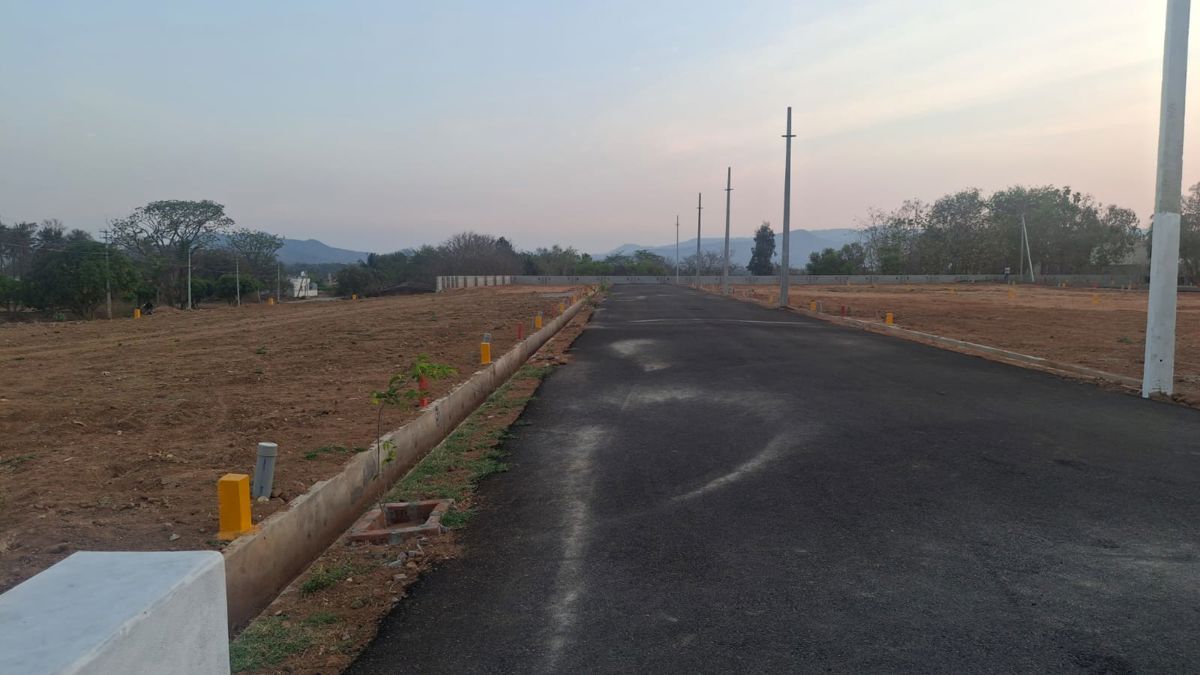   Plot at Sathnur – for Sale