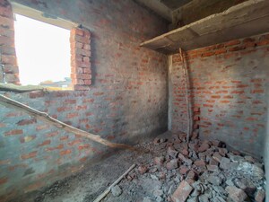 Living Room in 1.5 BHK Independent House at Vijayawada One Town – for Sale