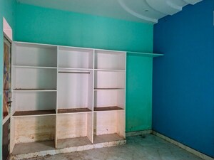 Room in 1.5 BHK Independent House at Vijayawada One Town – for Sale