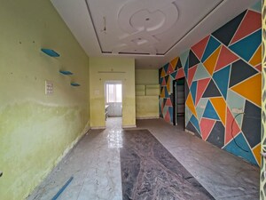 Room in 1.5 BHK Independent House at Vijayawada One Town – for Sale