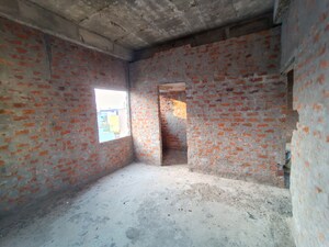 Room in 1.5 BHK Independent House at Vijayawada One Town – for Sale