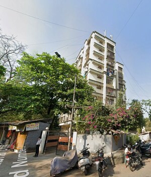  Apartment For Sale in Navpada