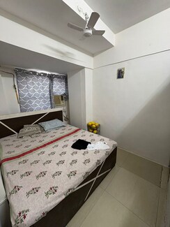 1.5 BHK Apartment For Rent in Luv Kush Tower