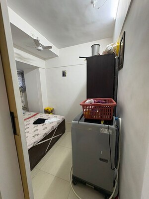 Bedroom in 1.5 BHK Apartment at Luv Kush Tower, Chembur – for Rent
