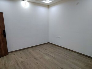 Room in  Independent House at Dwarkamai Nagar – for Sale