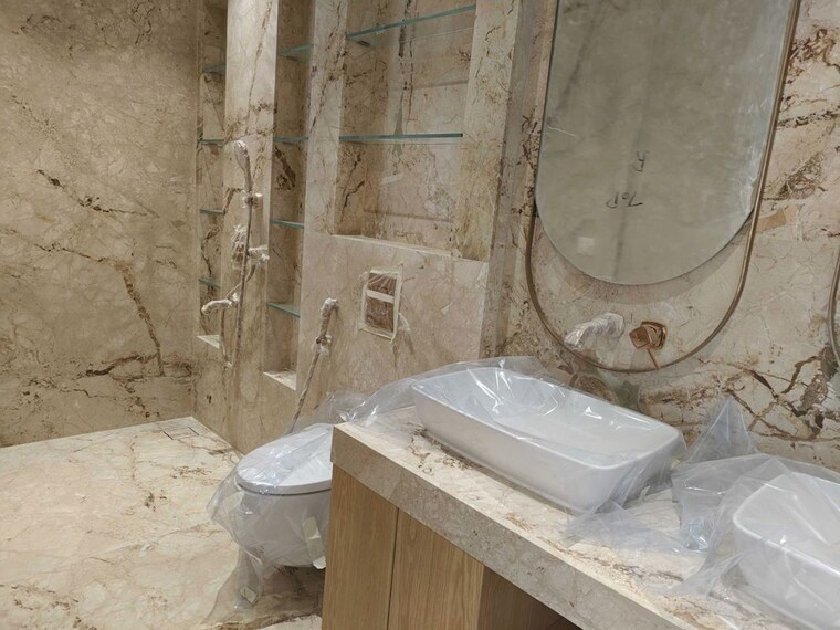 Bathroom, indiabulls-sky-forest 3 Bedroom 2340 Sq.Ft. Apartment In Lower Parel Mumbai 10342114