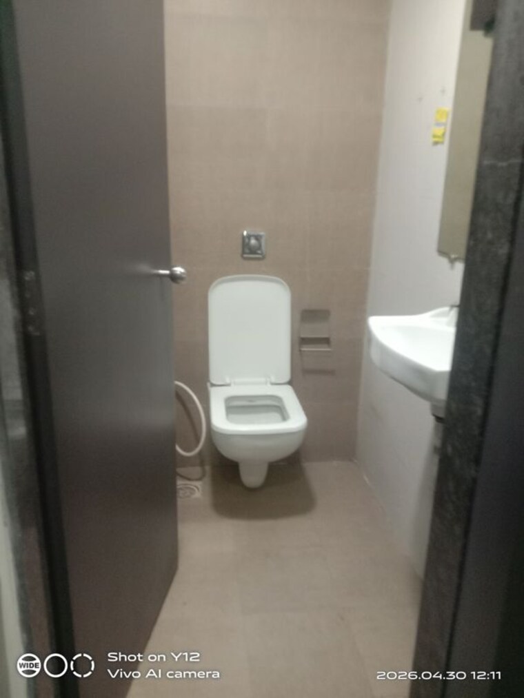 Bathroom, omkar-the-summit-business-bay Commercial Office Space 1250 Sq.Ft. In Andheri East Mumbai 10342090