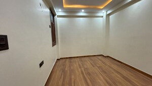 Room in 3 BHK Apartment at Sector 107 – for Sale