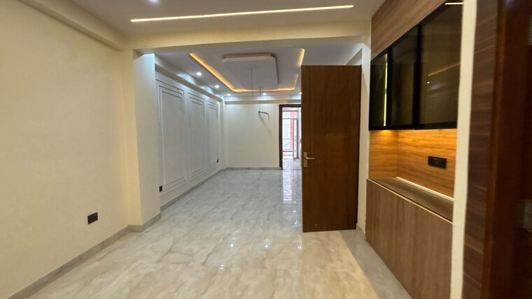 Room, sector 107 3 Bedroom 1550 Sq.Ft. Apartment In Sector 107 Noida 10342141