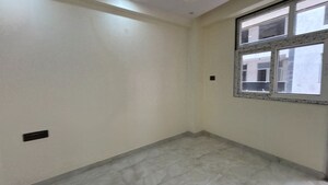 Room in 3 BHK Apartment at Sector 107 – for Sale