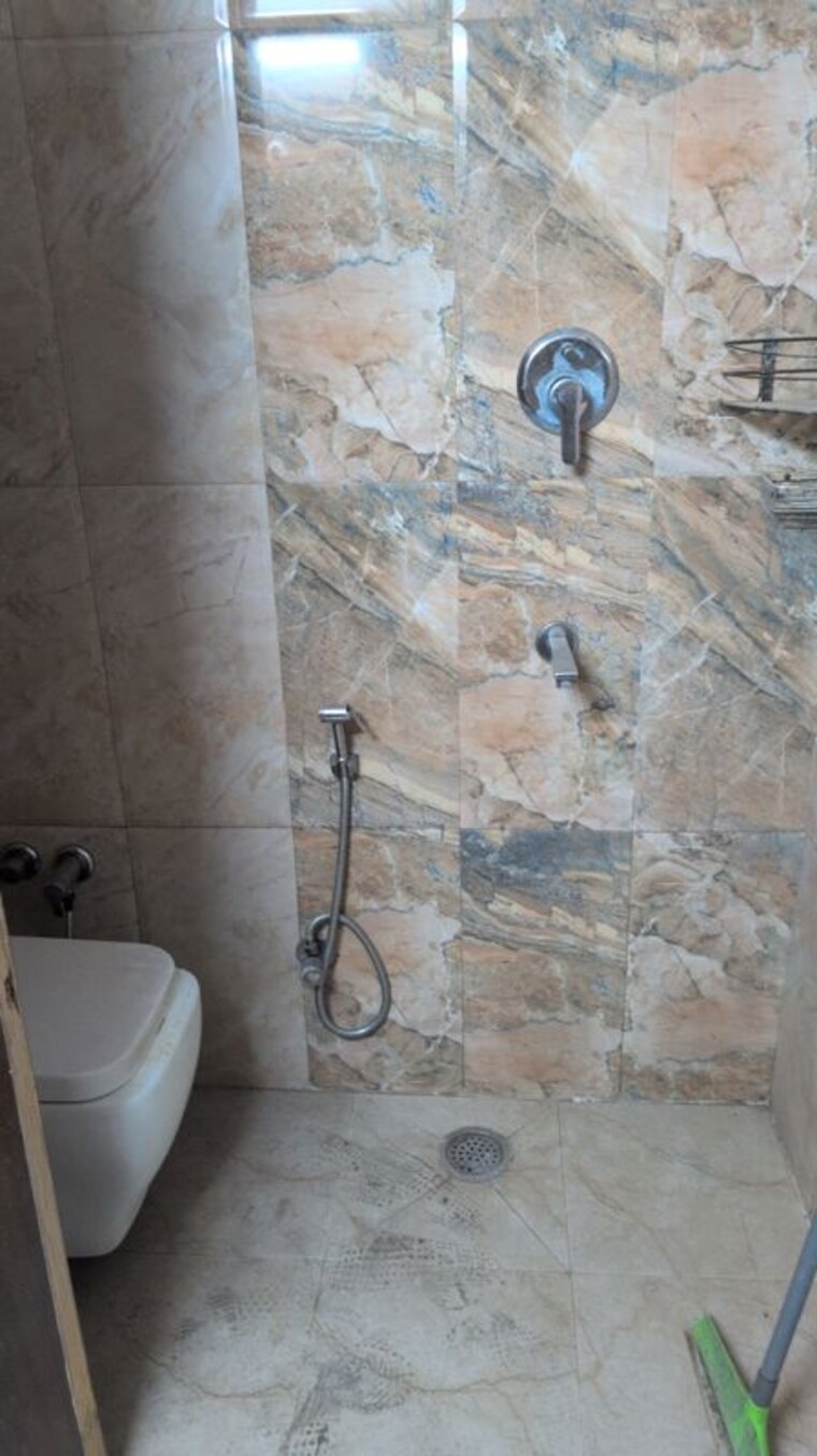 Bathroom, jan-vikas-cghs 4 Bedroom 2000 Sq.Ft. Apartment In Sector 19 Dwarka Delhi 10342167