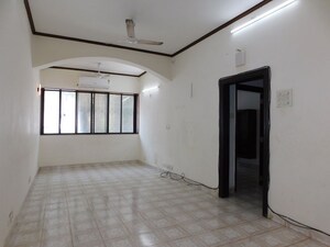 Room in 1 BHK Apartment at Surat Bahar Apartments, Azad Nagar Colaba – for Sale