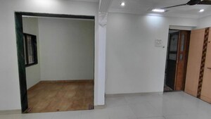 Room in 2.5 BHK Apartment at Swastik Garden – for Rent