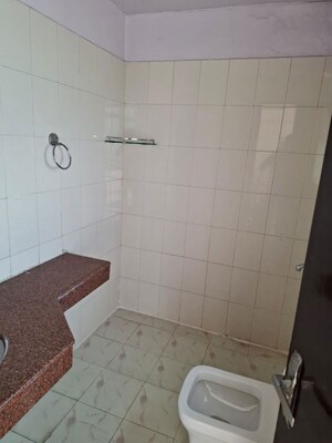 Bathroom in 3 BHK Apartment at Ansal Sushant Estate, Sector 52 – for Rent
