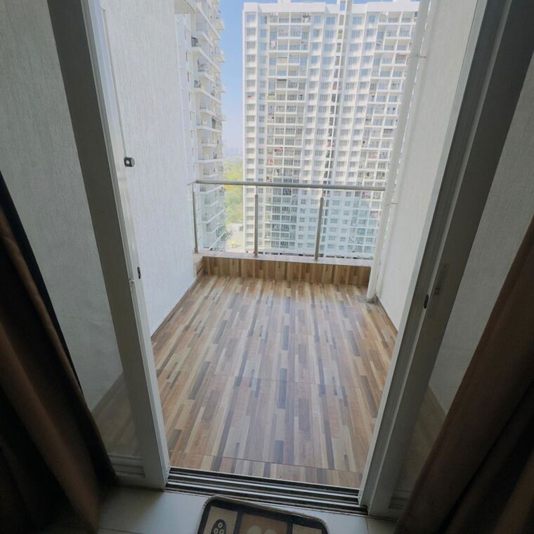 Balcony, kolte-patil-life-republic 2.5 Bedroom 868 Sq.Ft. Apartment In Kolte Patil Pune 10342208