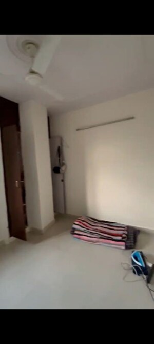Room in 1 BHK Builder Floor at Mehrauli – for Rent