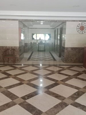 Building Lobby in 2 BHK Apartment at The Advantage Raheja Windermere, Andheri West – for Sale